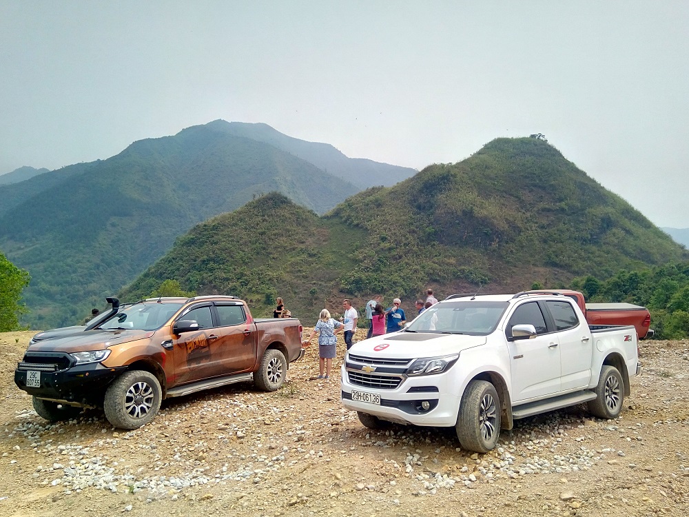 Hanoi to Saigon via Ho Chi Minh Trail By 4x4WD Car Tour 16 Days